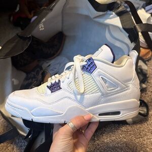 Jordan retro metallic purple men's 8 woman's 9.5